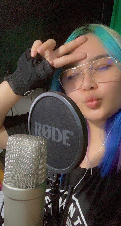 yenny belles